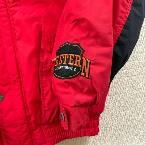 Vintage NHL Chicago Blackhawks Jacket - Picture 4 of 10